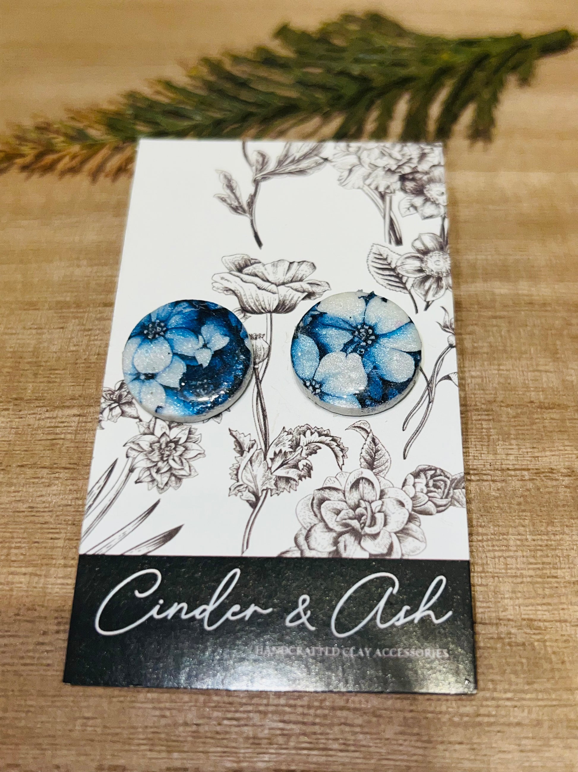 BLUE FLOWER CIRCLE STUDS - cinder.and.ash