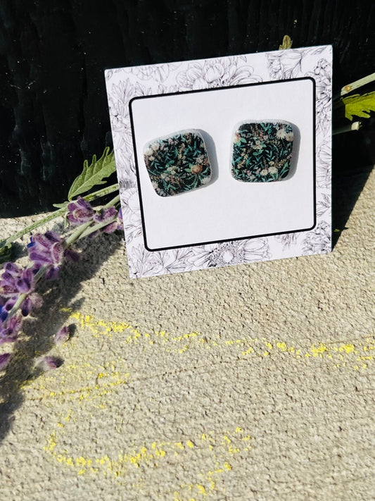 WILDFLOWER STUDS - cinder.and.ash