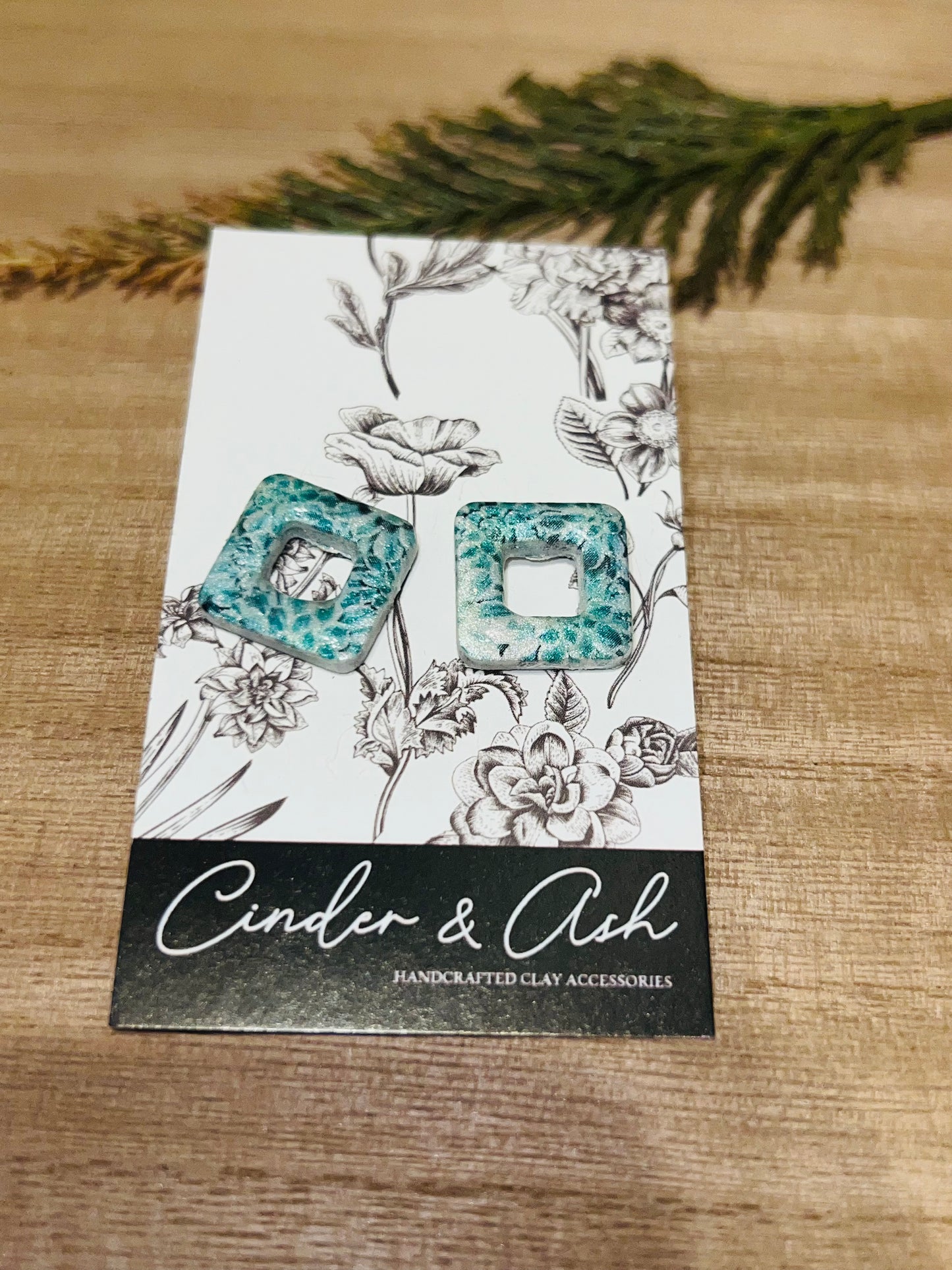 SUCCULENT SQUARE STUDS - cinder.and.ash