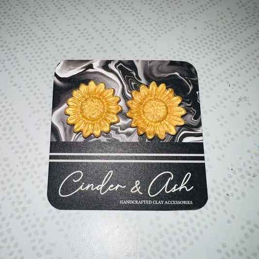 SUNFLOWER STUDS